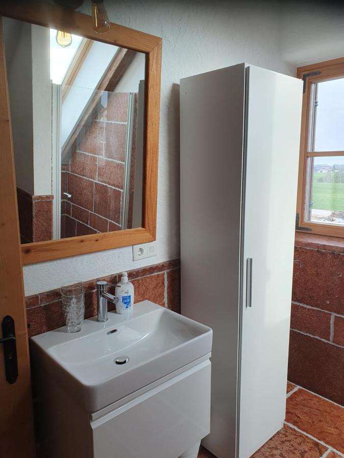 Gutshof Seenland Apartment Зикирхен-ам-Валерзи Екстериор снимка